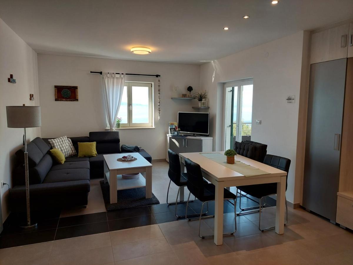 Gavza Sky View Apartment Cres Exterior photo