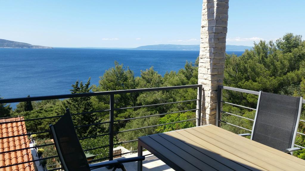 Gavza Sky View Apartment Cres Exterior photo